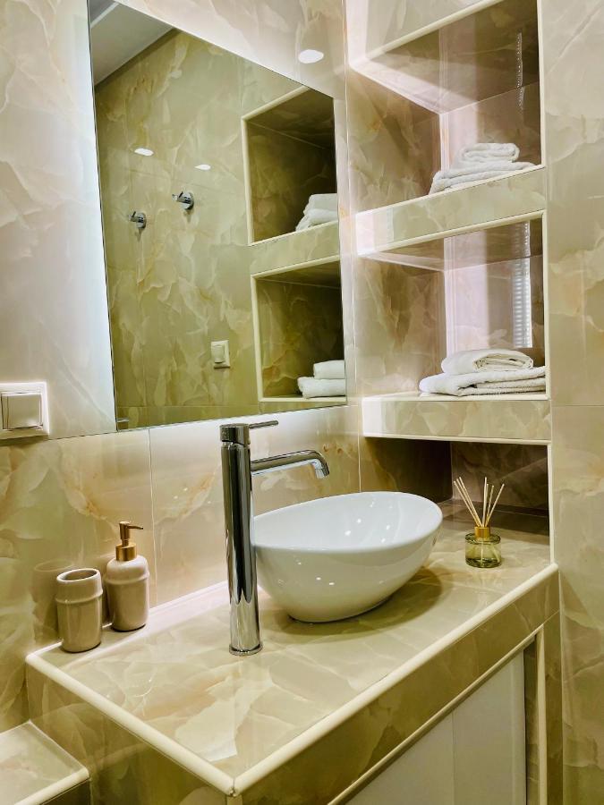 Апартаменти Iris Luxury House Agioi Deka  Екстер'єр фото